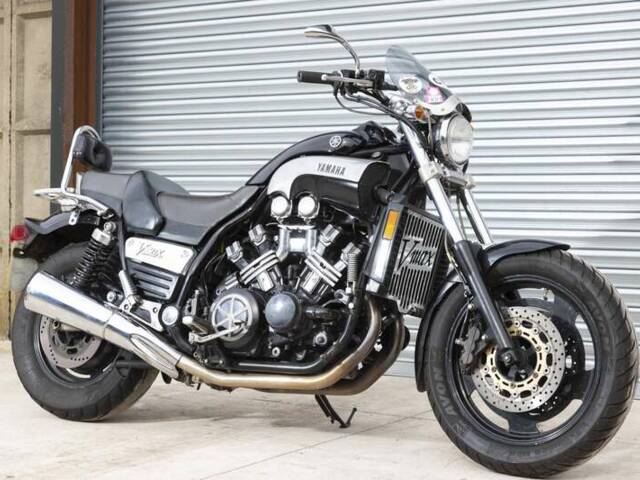 Yamaha V-Max 1200