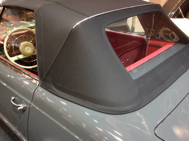 Mercedes-Benz 230 SL
