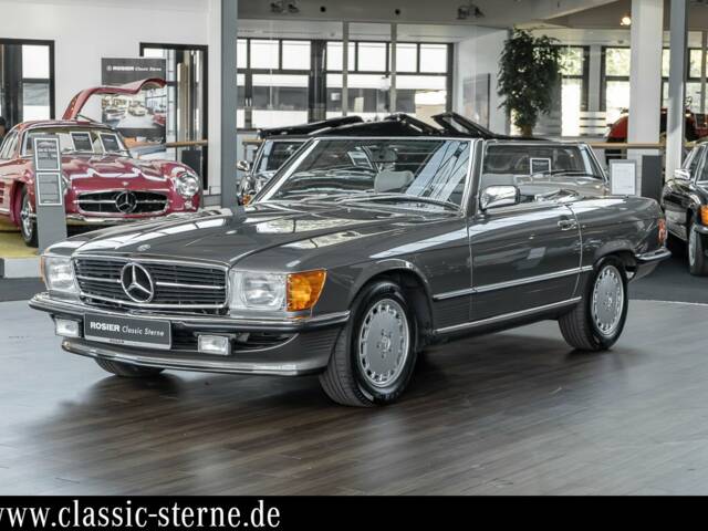 Afbeelding 1/15 van Mercedes-Benz 560 SL (1987)