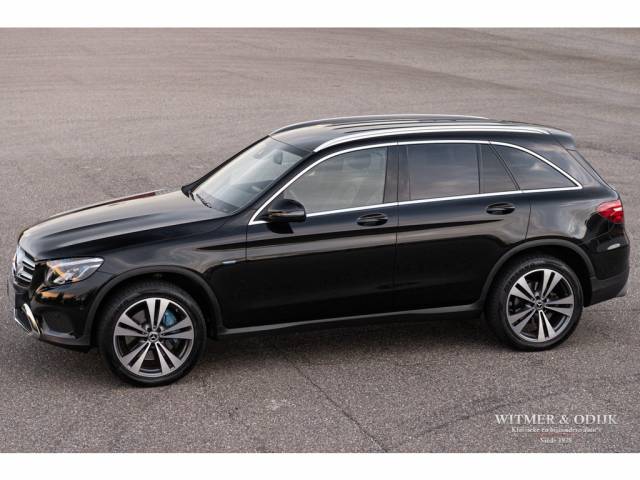 Afbeelding 1/39 van Mercedes-Benz GLC 250 4MATIC (2017)