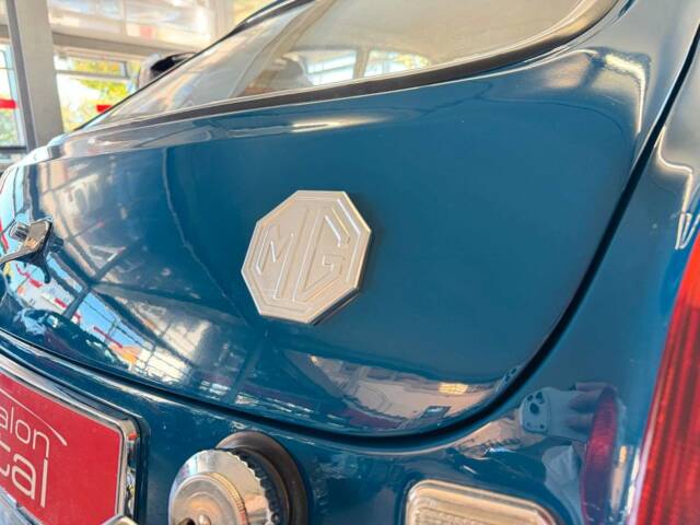 MG MGB GT
