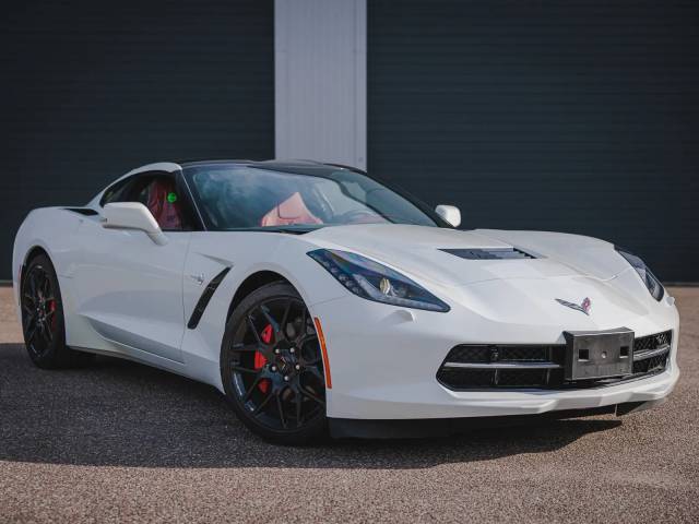 Image 1/8 of Chevrolet Corvette Stingray (2019)