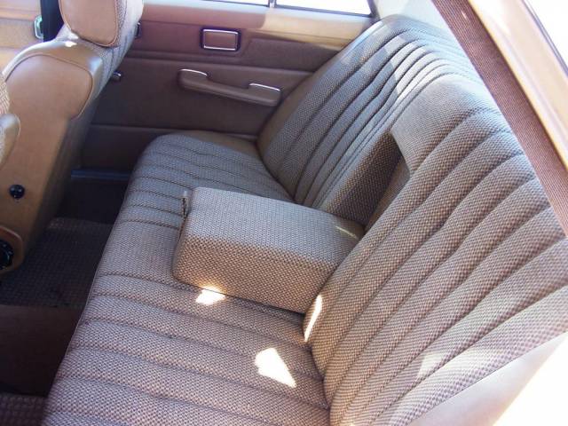Mercedes-Benz 200 D