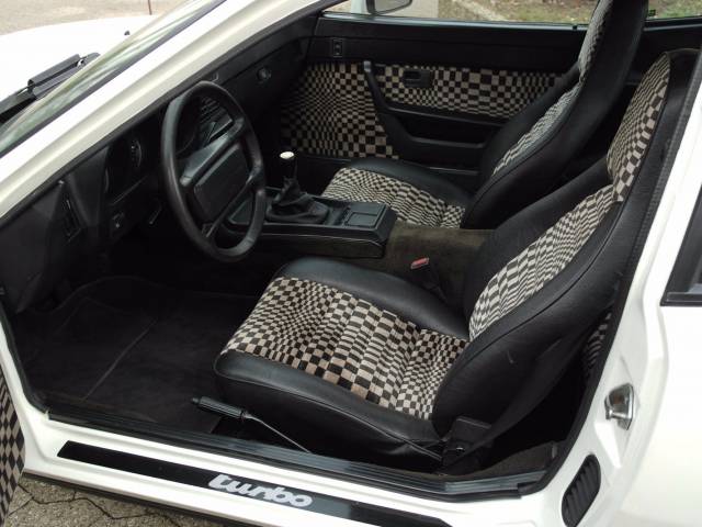 Porsche 924 Turbo