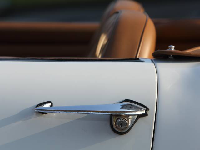 Alfa Romeo 2000 Spider