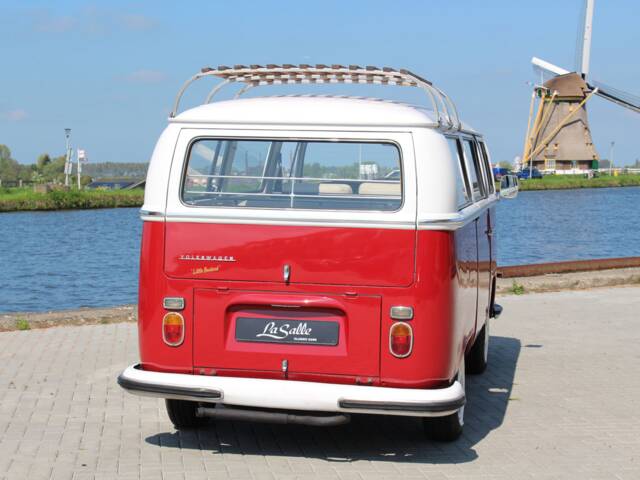 Volkswagen T2a minibus L