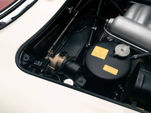 Mercedes-Benz 300 SL Roadster