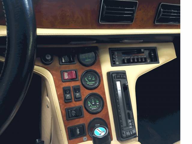 De Tomaso Pantera GT5