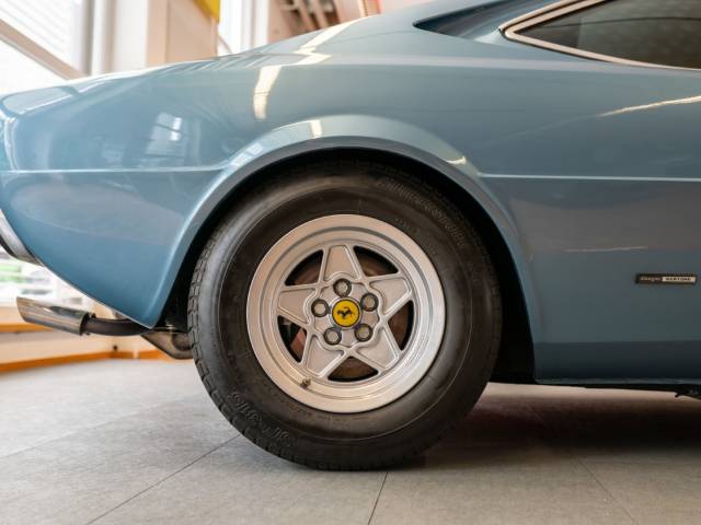 Ferrari Dino 308 GT4