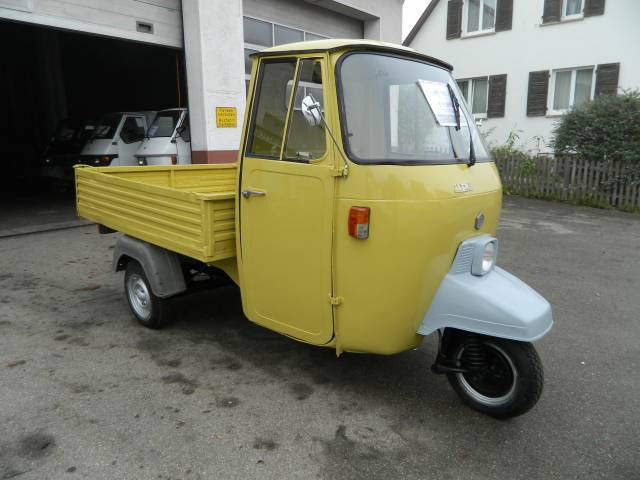 Piaggio Vespa APE 600 MP