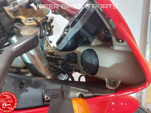 Ducati 916
