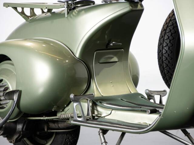Piaggio Vespa 125