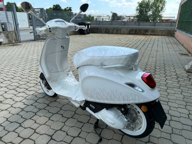 Piaggio Vespa Sprint 125 Justin Bieber