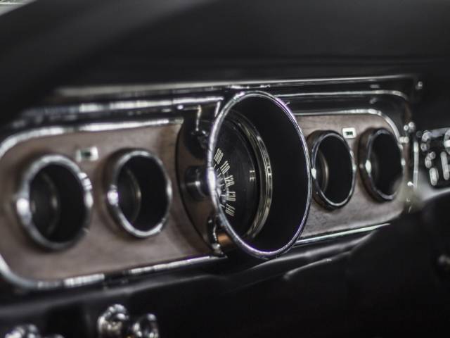 Ford Mustang 289