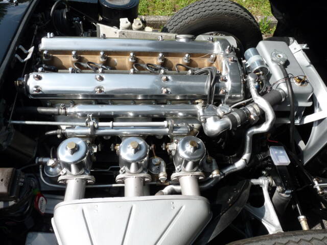 Jaguar E-Type 3.8