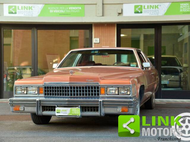 Afbeelding 1/7 van Cadillac Coupe DeVille 7.3 V8 (1978)