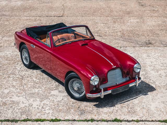 Imagen 1/50 de Aston Martin DB 2&#x2F;4 Mk II Convertible (1955)