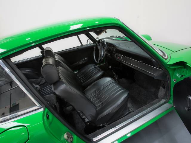 Porsche 911 2.4 S