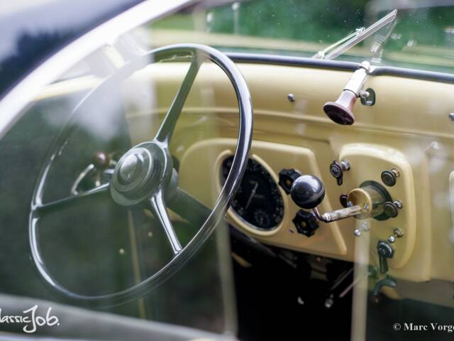 Peugeot 402 Eclipse