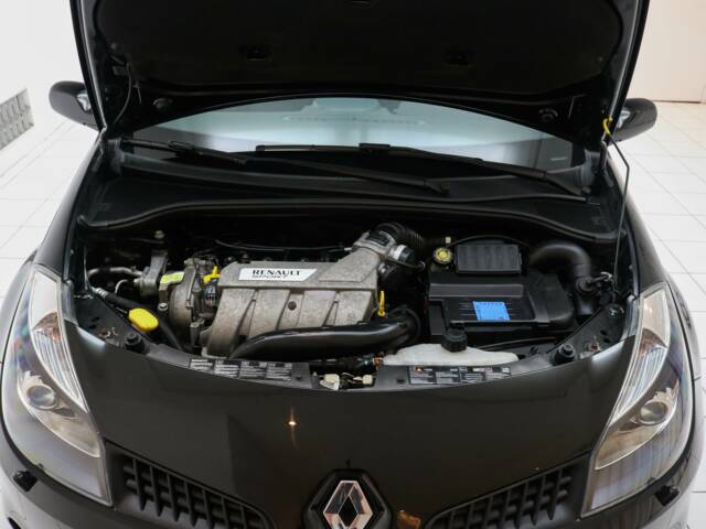 Renault Clio II 2.0 RS Cup