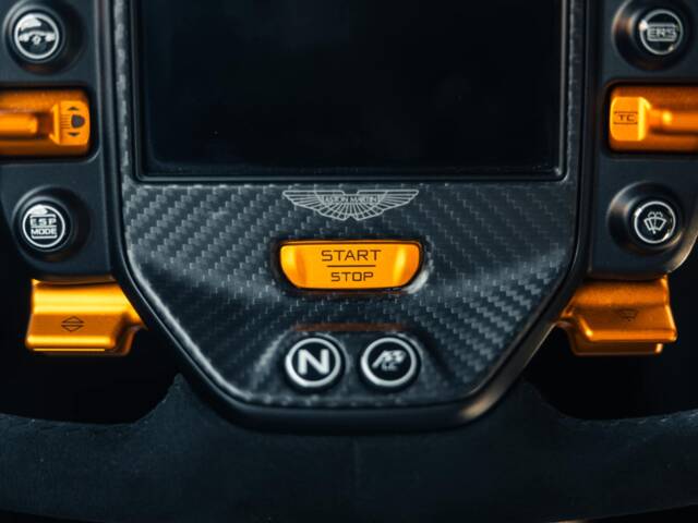 Aston Martin Valkyrie AMR Pro