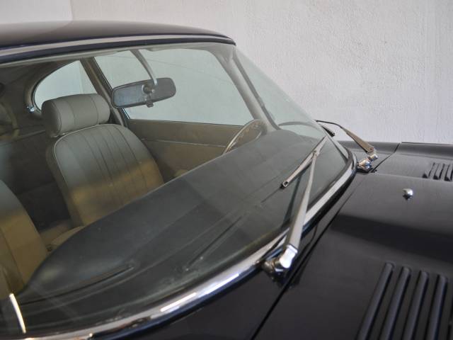 Jaguar E-Type V12 (2+2)