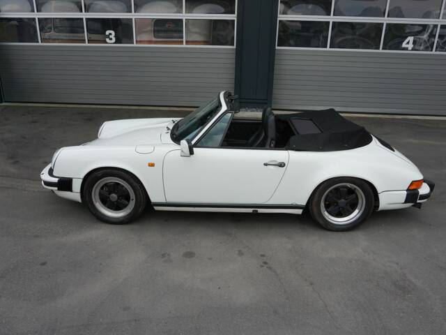Porsche 911 Carrera 3.2