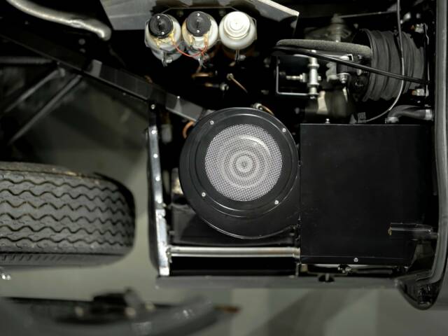 Jaguar E-Type 3.8 Flat Floor
