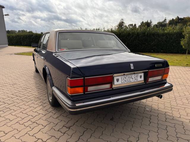 Rolls-Royce Silver Spur