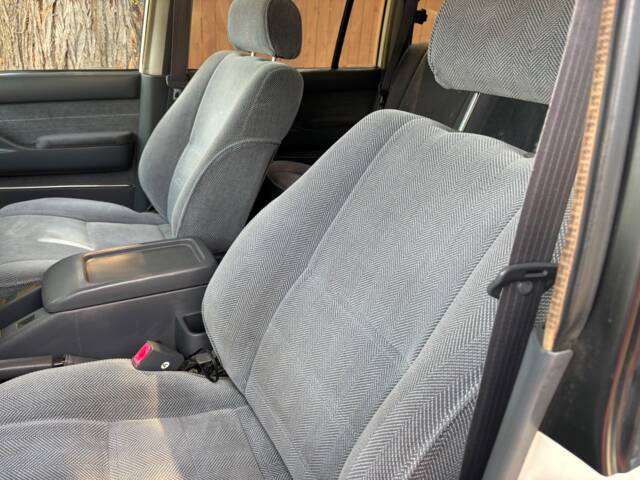 Toyota Land Cruiser J80