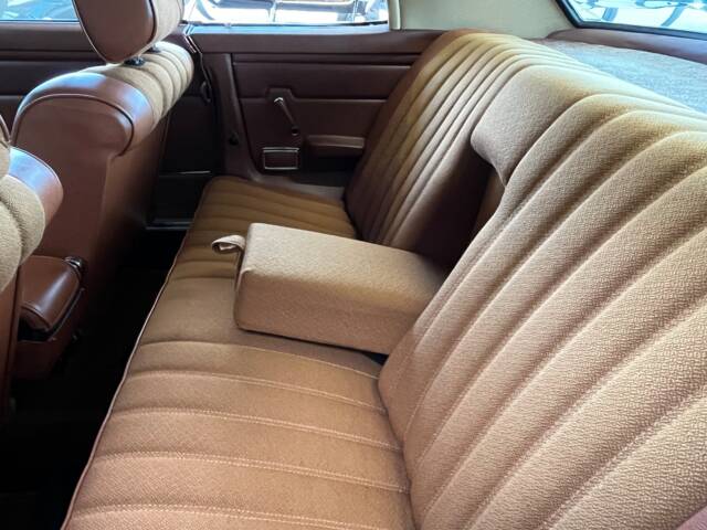 Mercedes-Benz 280 CE