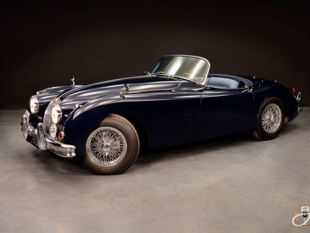 Immagine 1/18 di Jaguar XK 150 SE OTS (1958)