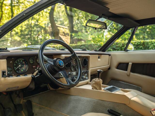 Maserati Khamsin