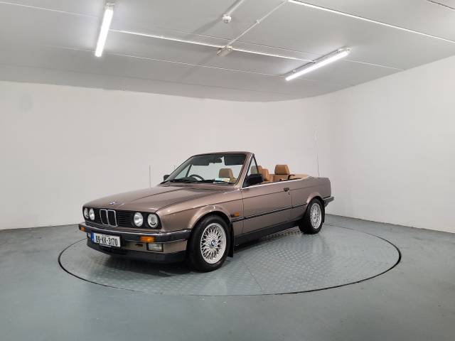 BMW 325i