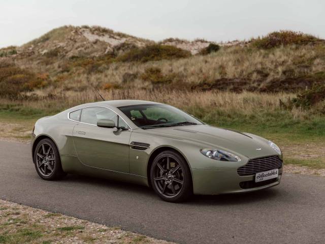 Aston Martin V8 Vantage