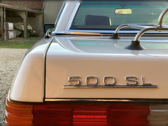 Mercedes-Benz 500 SL