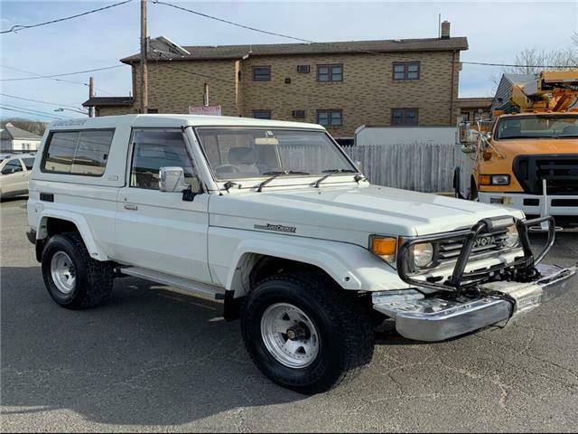 Bild 1/9 von Toyota Land Cruiser J80 (1990)