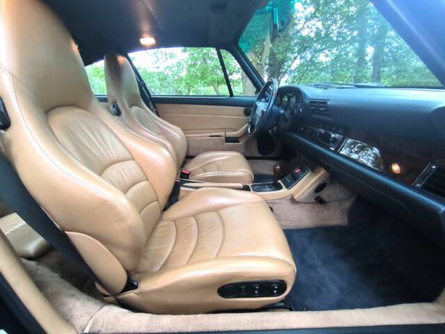 Porsche 911 Carrera