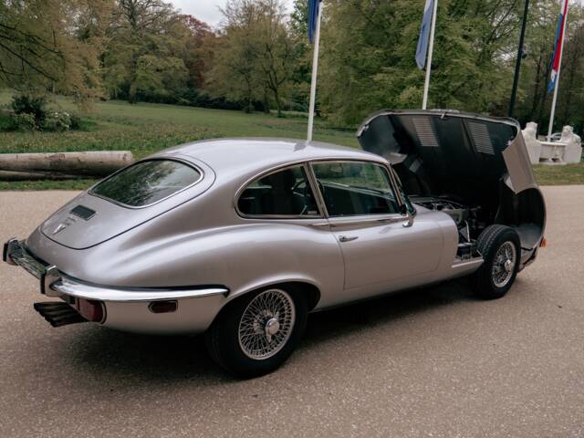 Jaguar E-Type V12 (2+2)