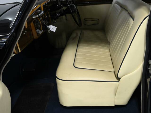 Jaguar Mk VIII