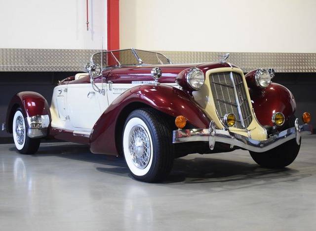 Imagen 1/9 de Auburn 851 Boattail Speedster (1975)