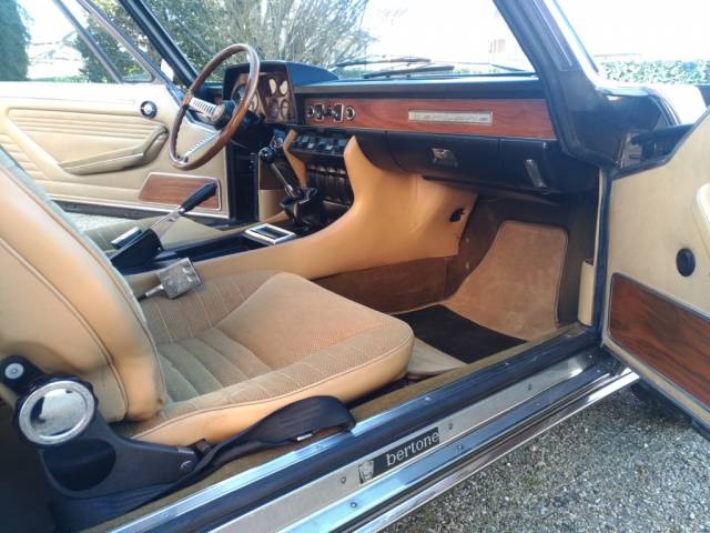 FIAT Dino 2400 Coupe