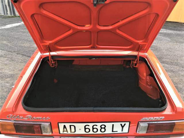 Alfa Romeo 2000 Spider Veloce