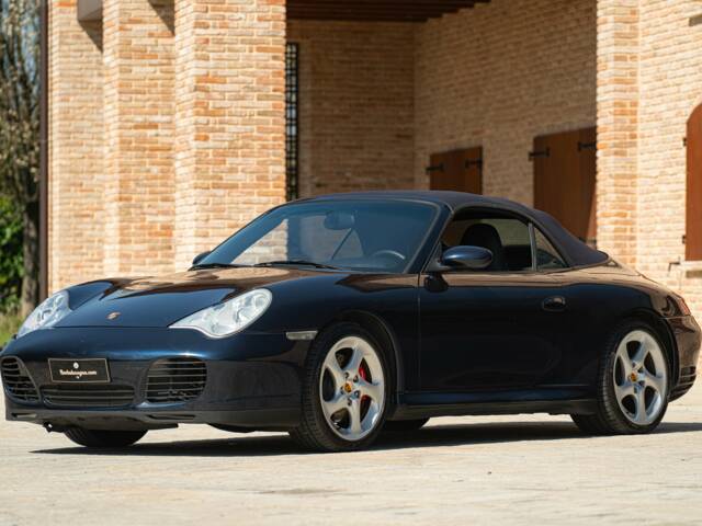 Imagen 1/50 de Porsche 911 Carrera 4S (2004)