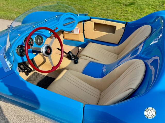 Devin D Spyder