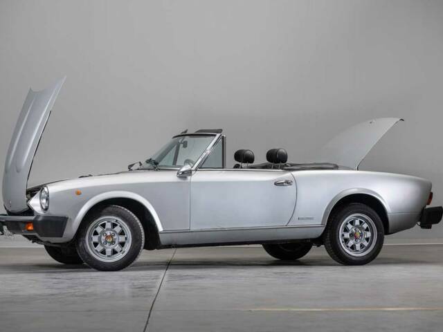 FIAT 124 Pininfarina Spidereuropa
