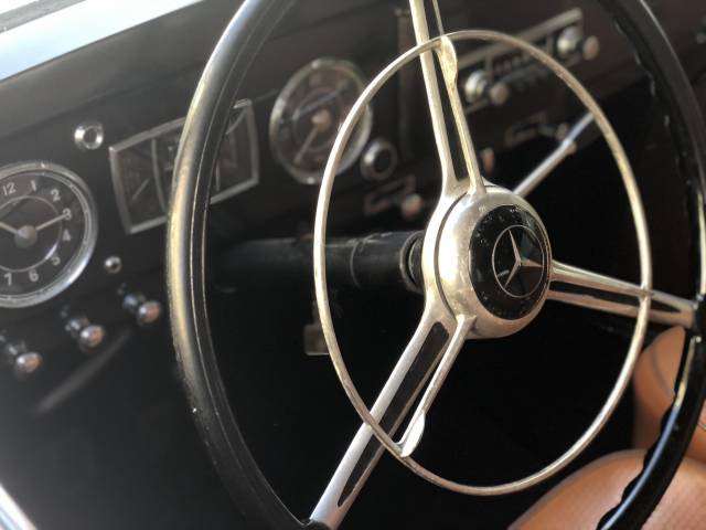 Mercedes-Benz 170 DS