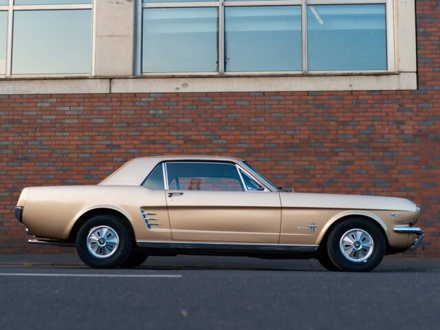 Ford Mustang 289