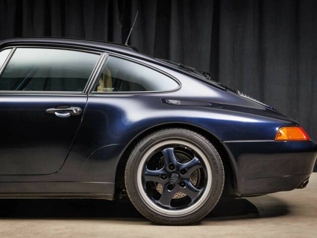Porsche 911 Carrera