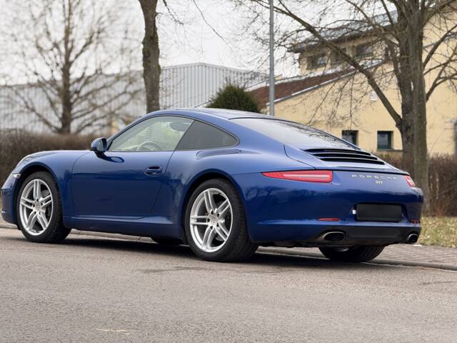 Porsche 911 Carrera